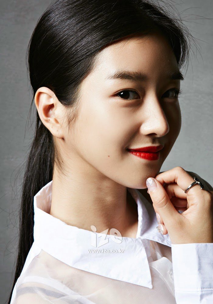 Seo Ye Ji - ize Magazine May Issue 2014 (6)