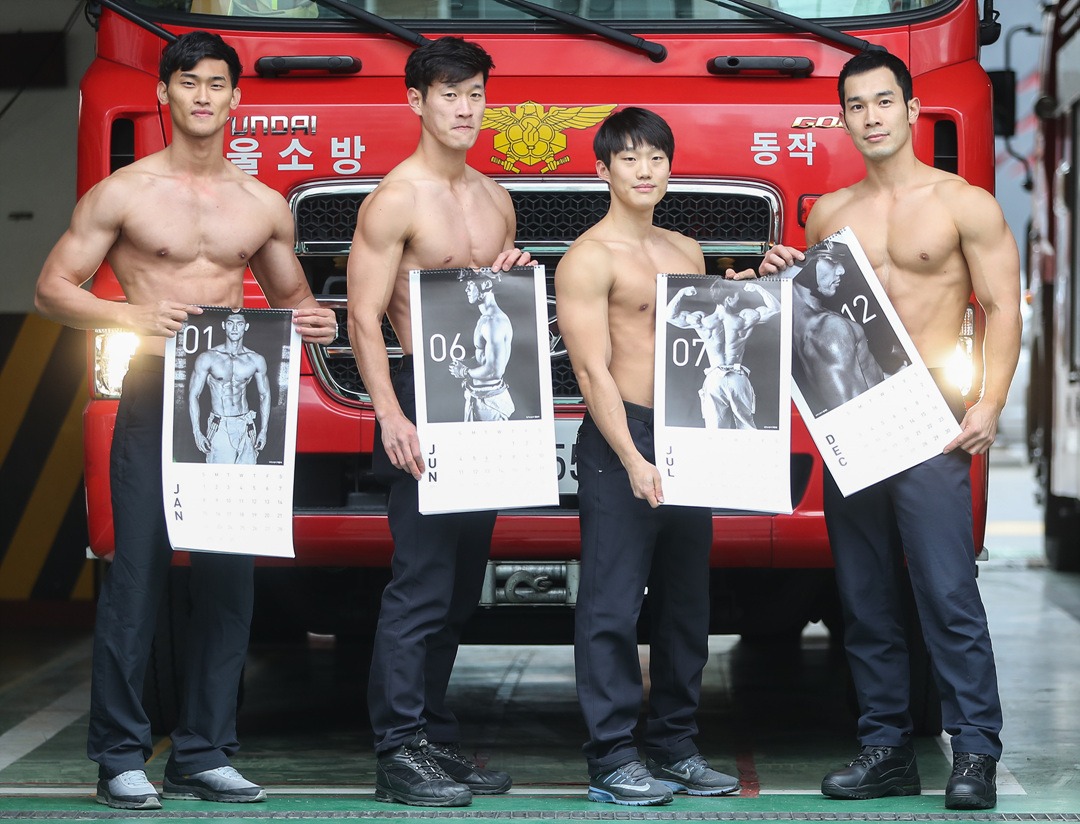 hot-firemen-with-calendar